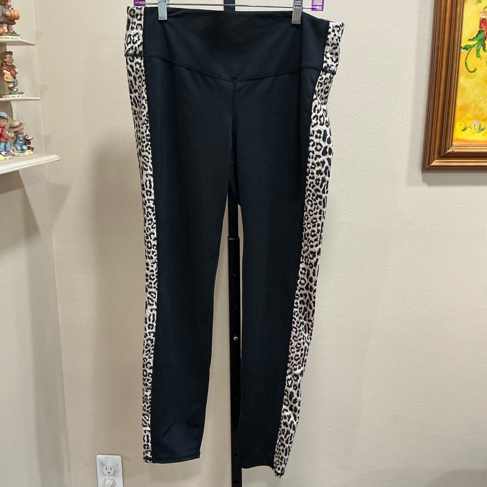 J.McLaughlin Leggings XL Black Leopard Print Side Stripe High Rise Zip Pocket